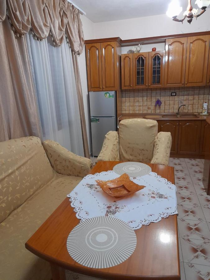 דירות Stalin Cortina House Berat מראה חיצוני תמונה