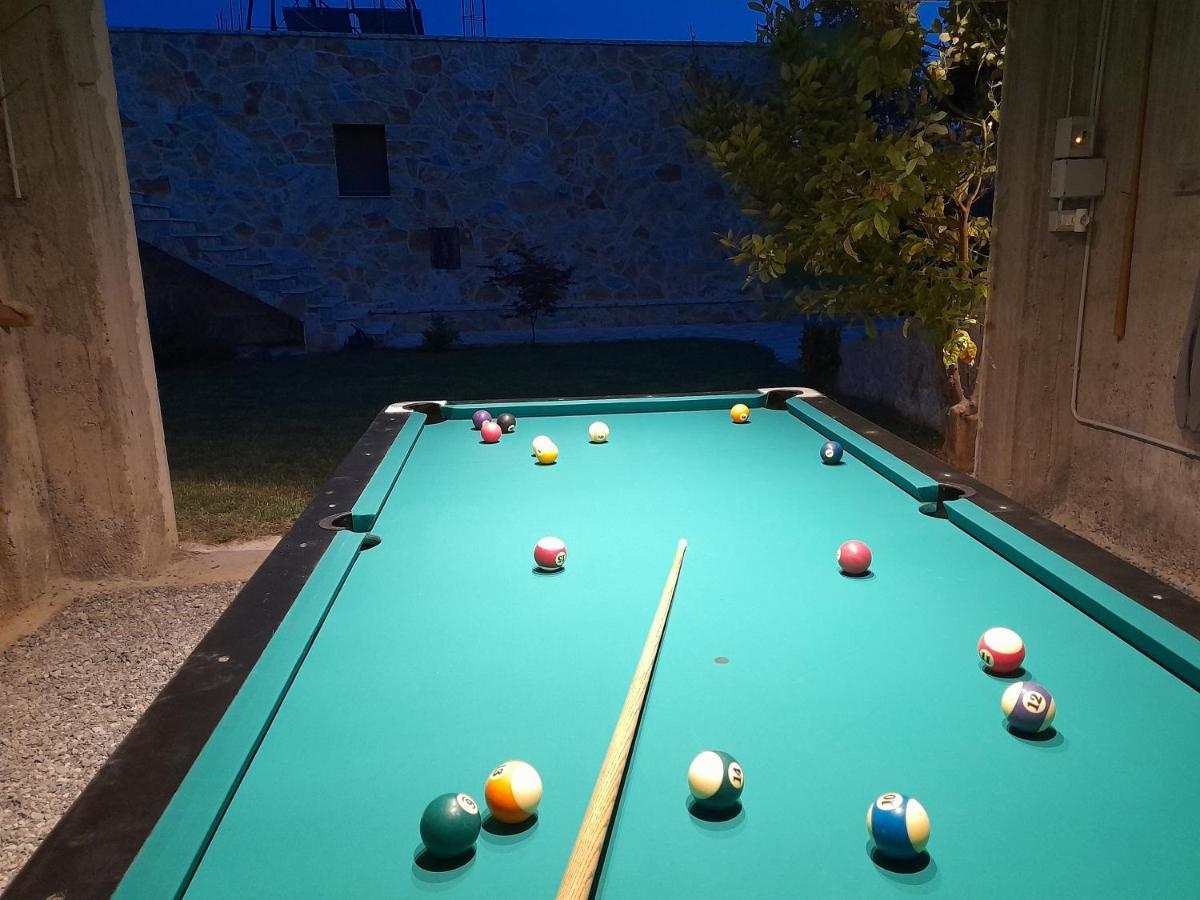 דירות Stalin Cortina House Berat מראה חיצוני תמונה
