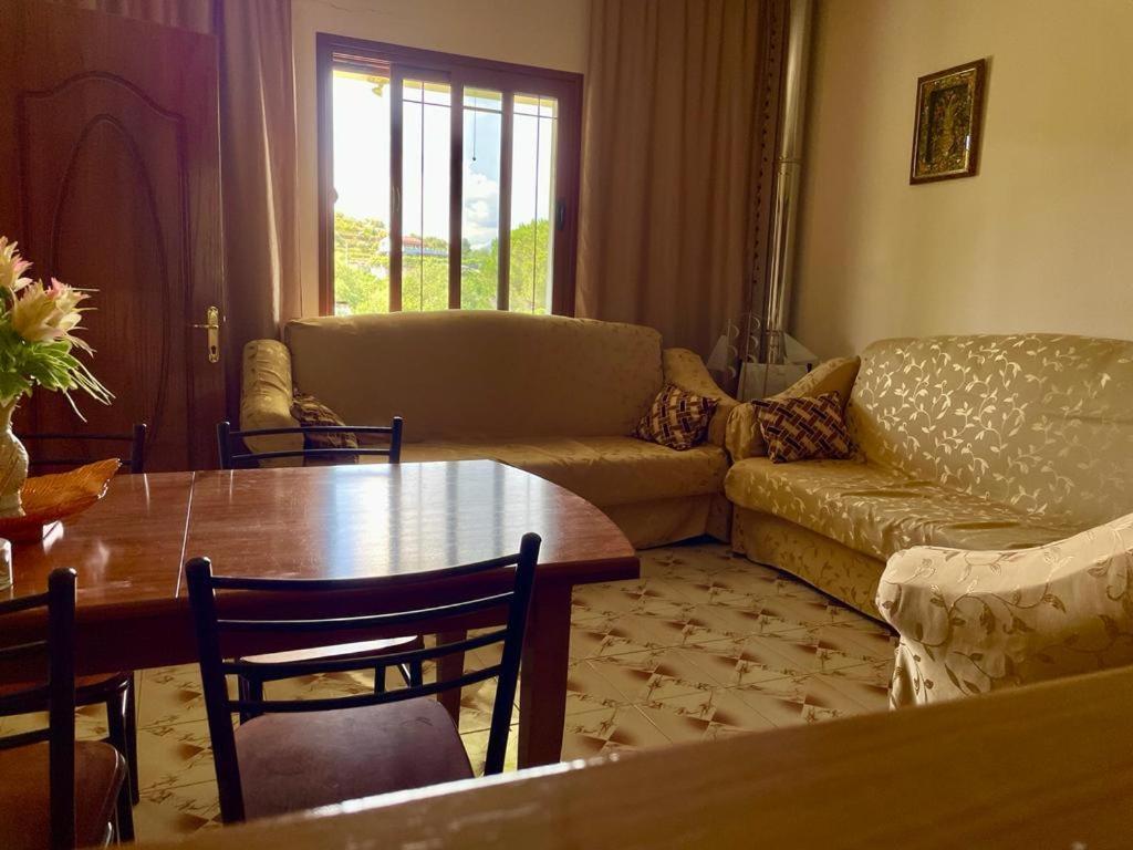 דירות Stalin Cortina House Berat מראה חיצוני תמונה